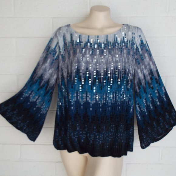 Alfani Tops - ALFANI 14 blue gray Silver metallic bar studs top